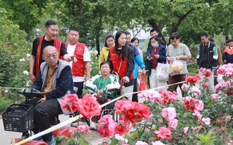  Flower Viewing Activity for Persons with Disabilities Ahead of Na... 