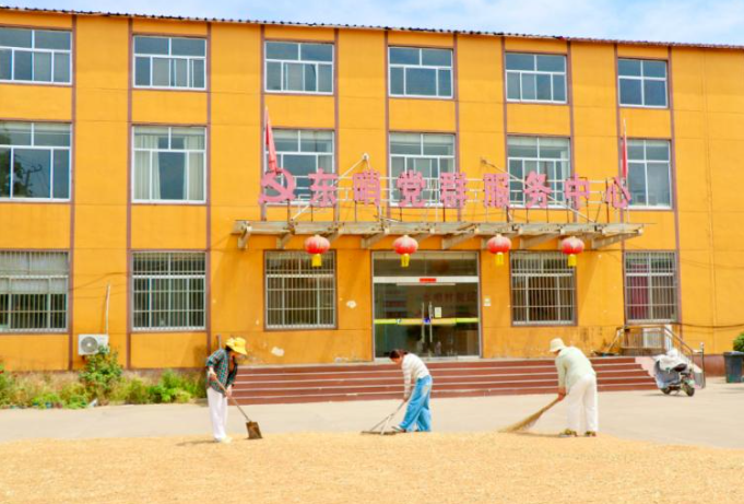  Linyi opens public venues to guarantee summer grain harvest